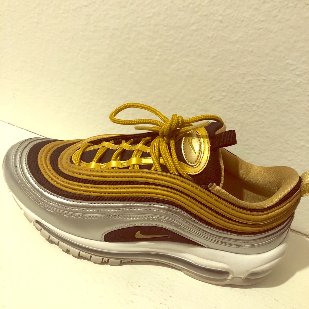 Nike Women’s Air Max